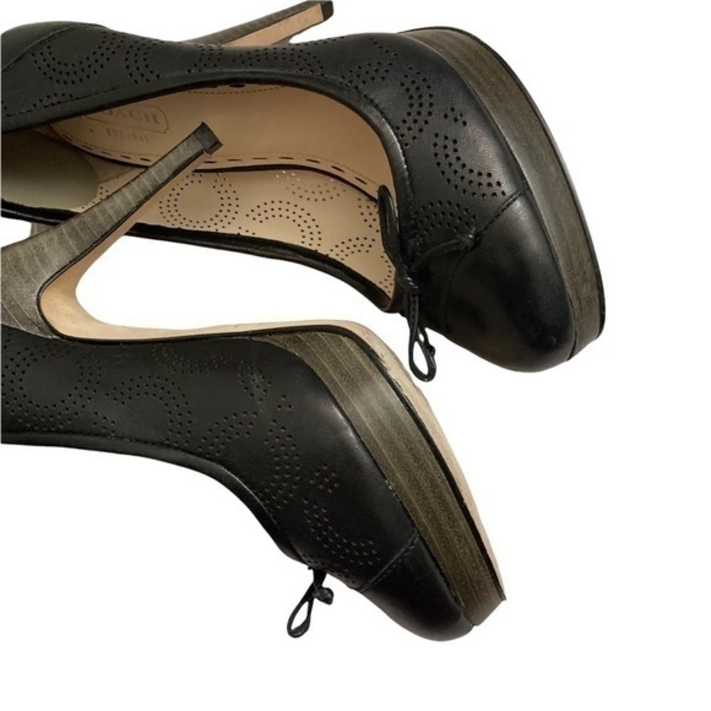 Coach RARE op c signature black leather perforated heels pumps 6 - Picture 10 of 13